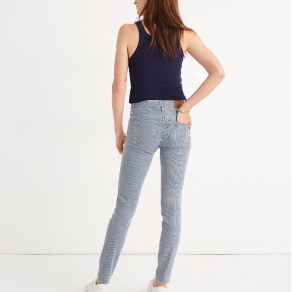 9'' Mid-Rise Skinny Jeans in Piper Stripe - Picture 2 of 5